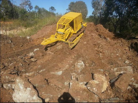 Aldaree Dozer Hire - Internet Find 2