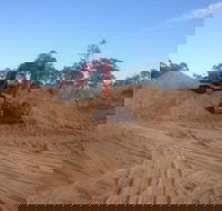 Greg Thompson Earthmoving - Internet Find