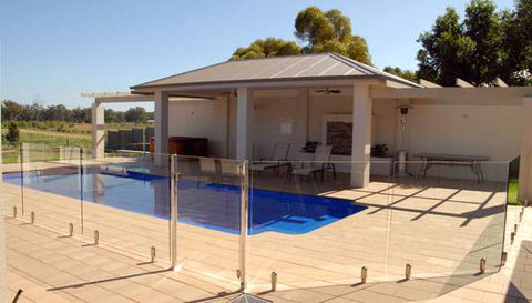 Central West Gates & Fencing - Internet Find 0