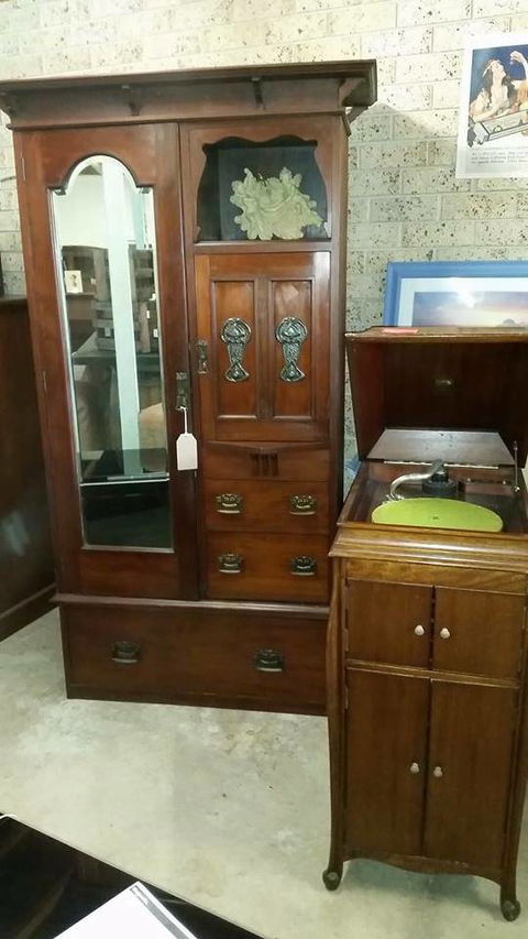 Rare Find Furniture - Internet Find 0
