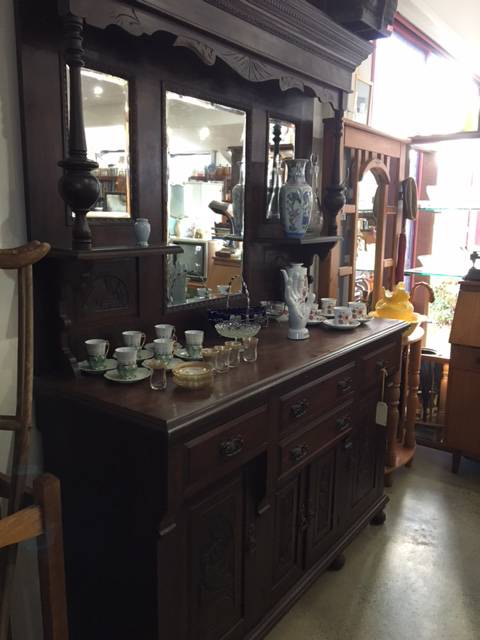 Antique Dealers Pomona QLD Internet Find