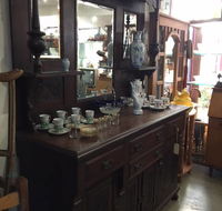Rockin Relics Antiques Barn - Internet Find