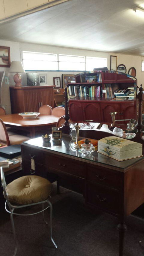 Maple Lane Secondhand & Antiques - Internet Find 4
