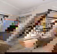 Southern Cross Atrium Apartments - Internet Find