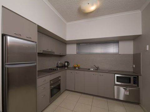 Southern Cross Atrium Apartments - Internet Find 4