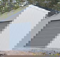 Judds Garages - Internet Find