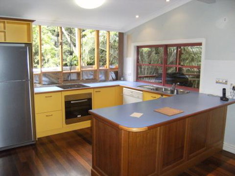 Aussie Stone Kitchens - Internet Find 0