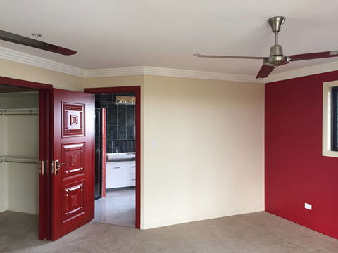 Central Qld Plasterers - Internet Find 1
