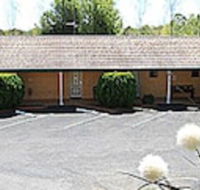 Hilltops Retreat Motor Inn - Internet Find