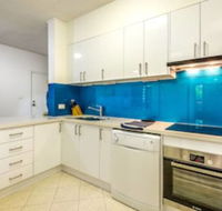 Tranquility Chill at Palm Cove - Internet Find