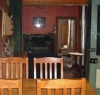 McIntosh Cottages - Internet Find