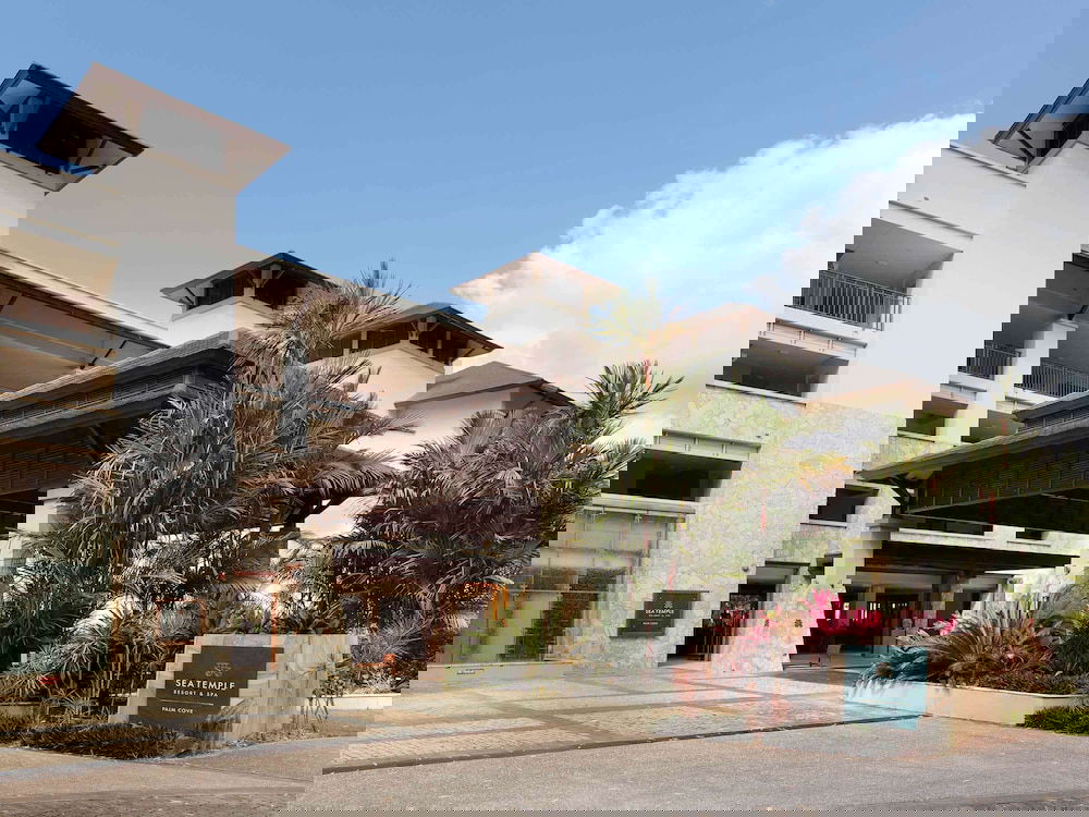 Palm Cove QLD Internet Find