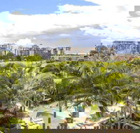 The Mirage Alexandra Headland - Internet Find