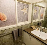 Whitesbeach Guesthouse - Internet Find