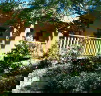 Meredith House - Internet Find